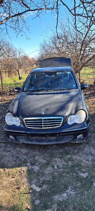 Двигател  за  Мерцедес  C 180