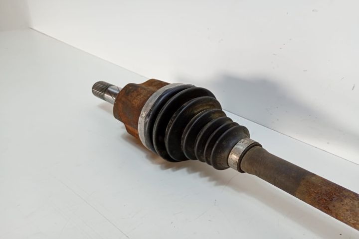 Planetara stanga fata 1.6 dci Opel Vivaro B seria