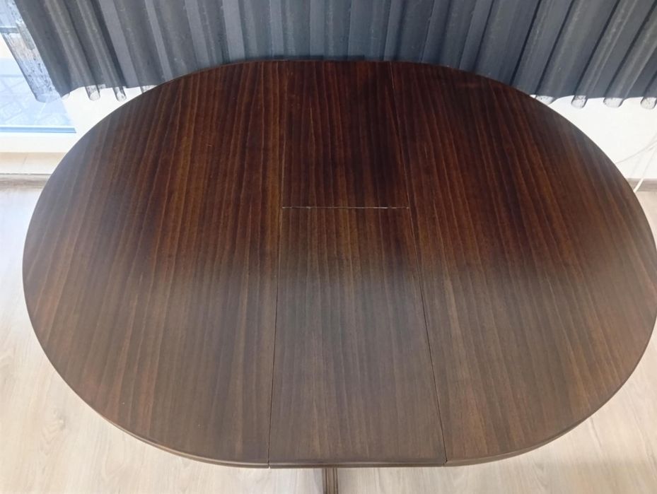 Трапезна маса с ч стола