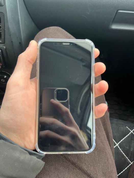 Продам Айфон 11/iphone 11