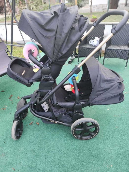 Бебешка количка Easywalker Gold Edition за породени деца или близнаци.