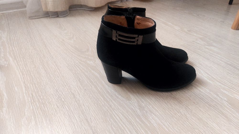 Продам ботильоны в отличном состоянии