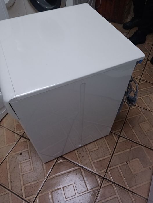 Бейби компактна пералня Аег Aeg  3кг  2 години гаранция!