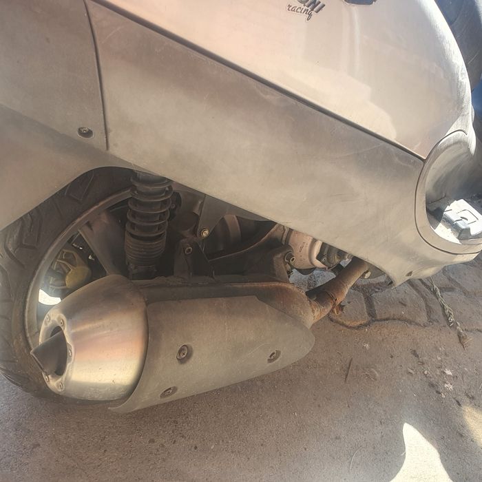 Scuter Piaggio Amalfi X9