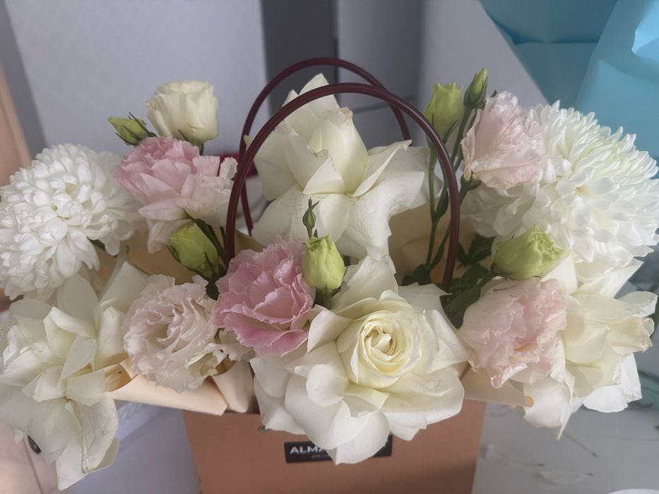 Продам букеты от 5000 тг