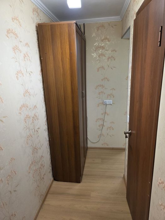 Продам платеный  шкаф