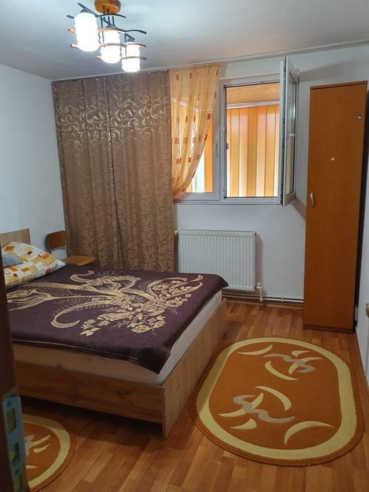 Inchiriez apartament 2 camere