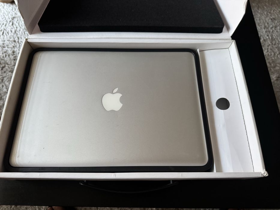 Лаптоп Apple MacBook Pro 13 (2012) Intel Core i7, RAM 16GB