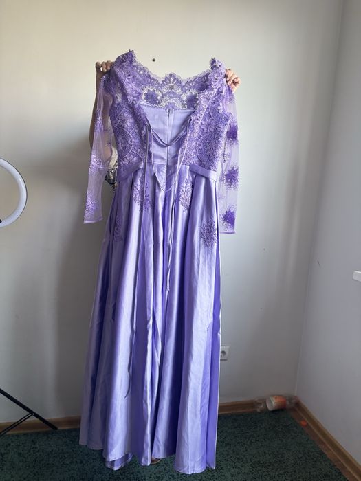 Платье вечерная