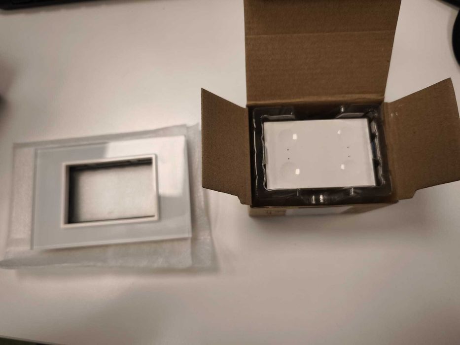 Intrerupator Intrerupatoare Livolo Touch Rama Sticla