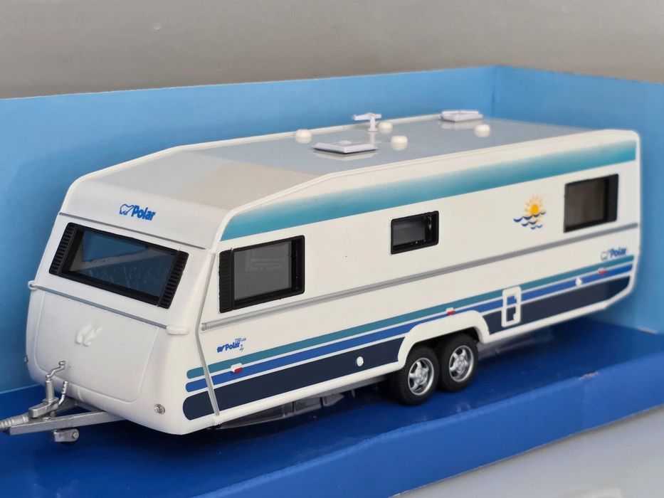 Macheta Auto 1/43 Cararama Hongwell Mercedes ML + Rulota Polar