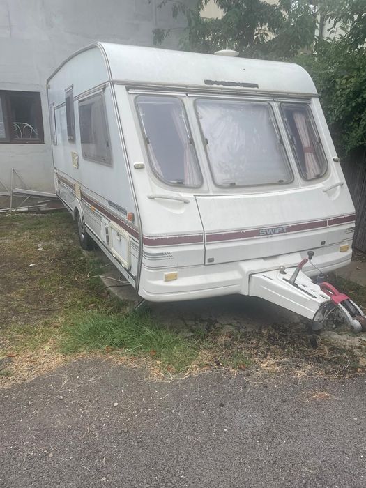 Rulota Swift Challenger 470 - an 1997 fara infiltratii