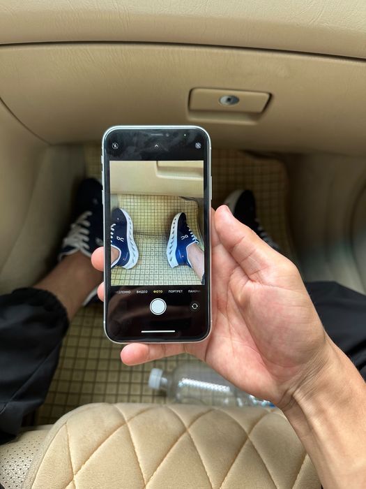 iphone xr с гарантия