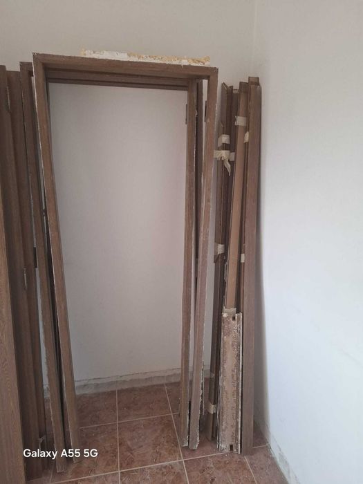 4 Usi interior cu toc