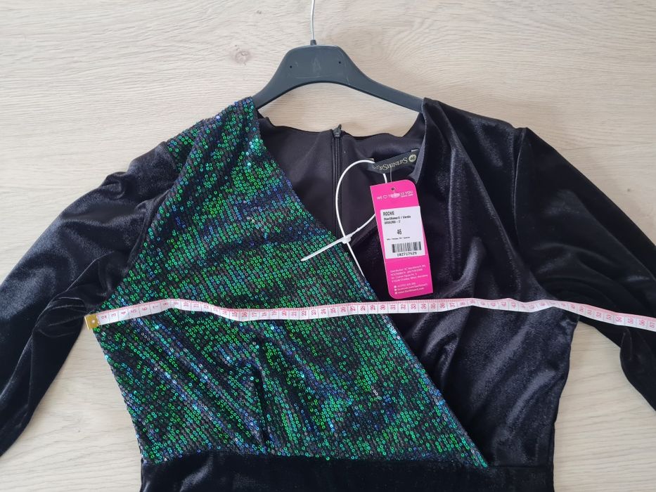 Rochie de ocazie, mărimea 46.
Nouă cu etichetă.
Lungime: 100 cm
Talie: