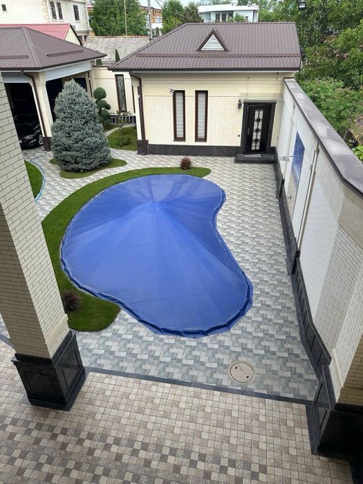 Продается дом,центр Луначарского,8 комнат,553м2