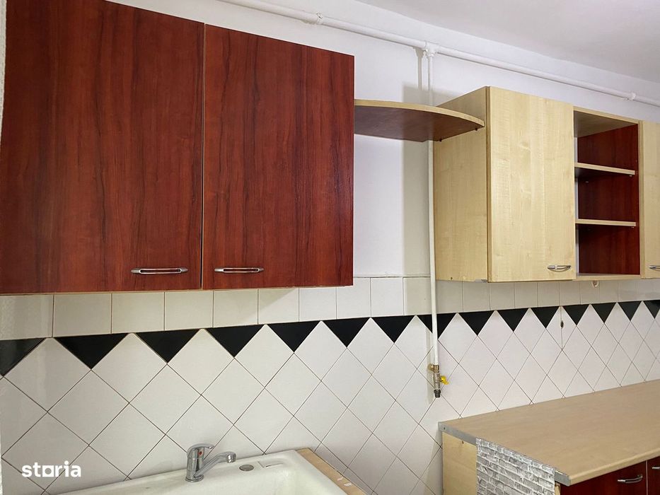 Apartament 4 camere,cu parcare, Calea Victoriei/TURDA