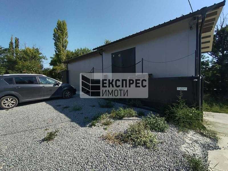 склад, в района на Метро