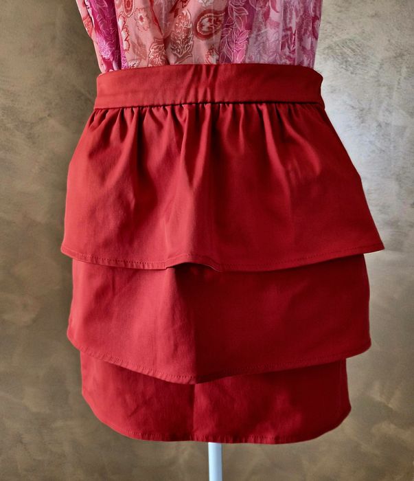 Червена пола "H&M "