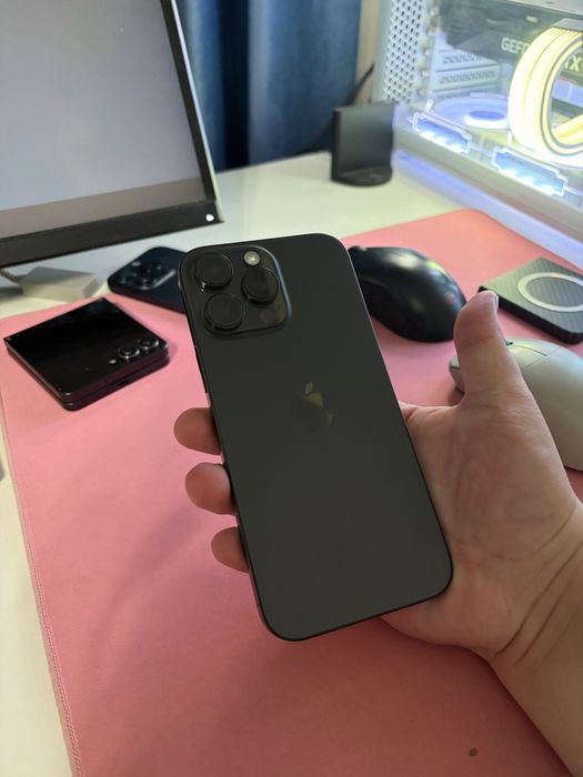 iPhone 16 Pro Max 256 GB 90%