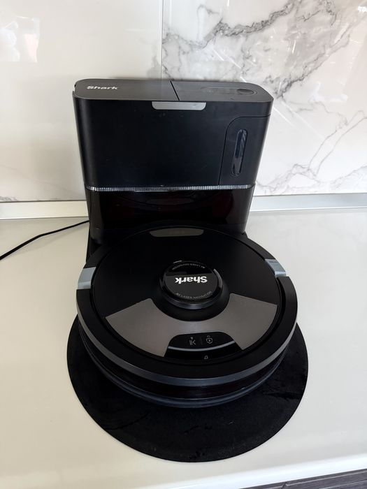 Robot de aspirare Shark