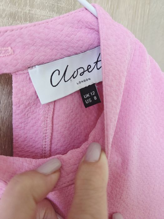 Розова рокля Closet London