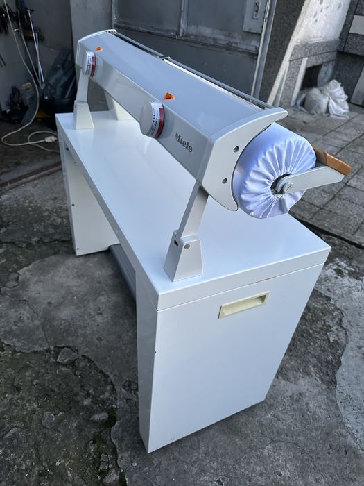 Гладачна машина каландър Миеле