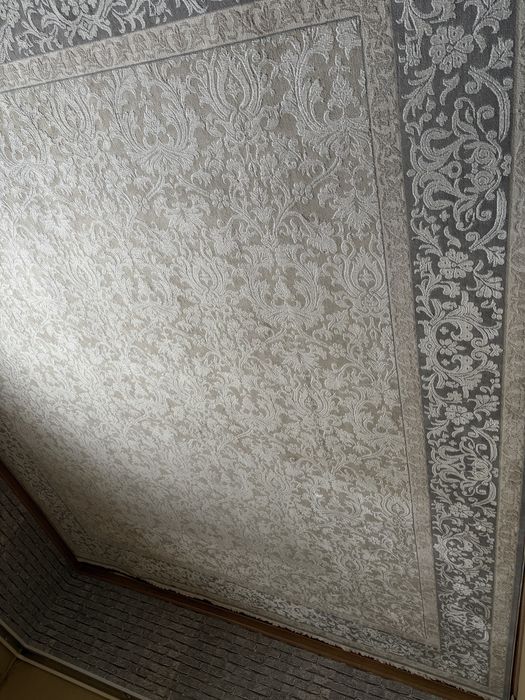 Ковер в отличном состоянии