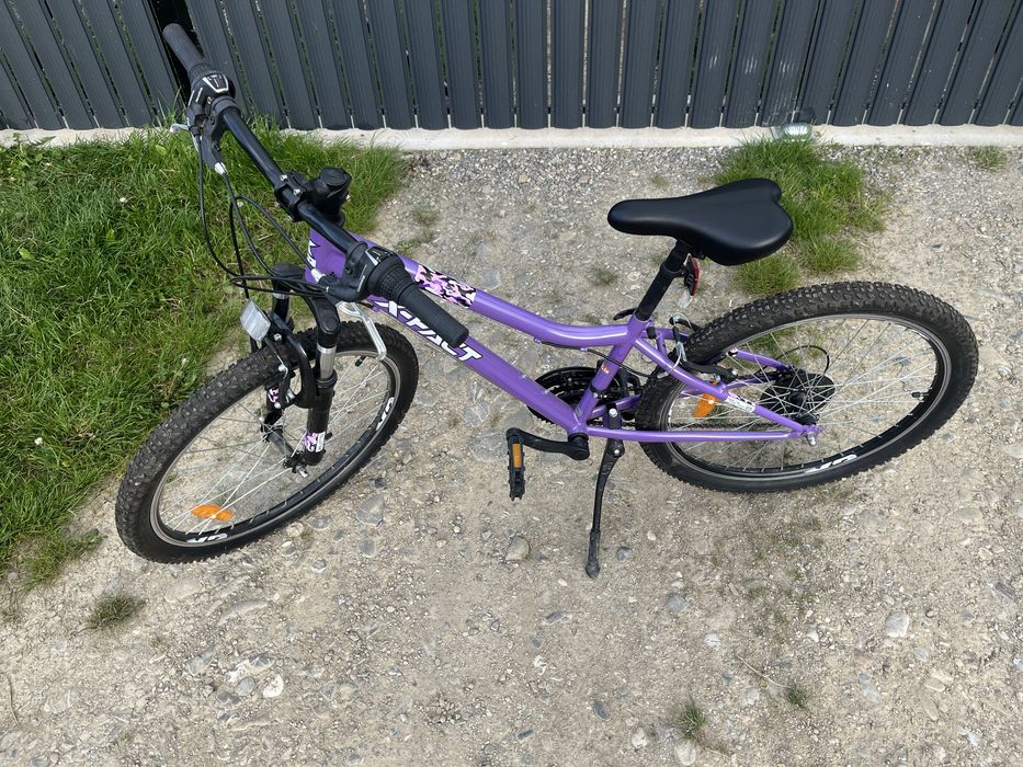 Vând bicicletă.