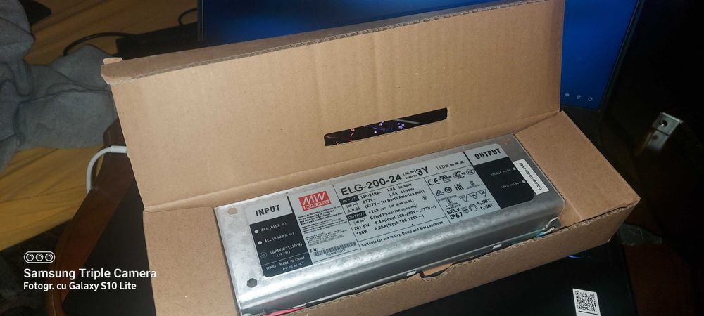 Alimentator banda LED Mean Well ELG-200-24 200W 24V IP67 transformator