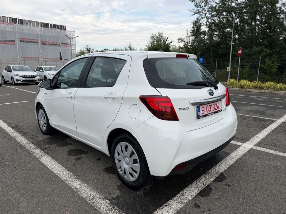 Toyota Yaris Toyota Yaris Full Hybrid 2017-74.000 km