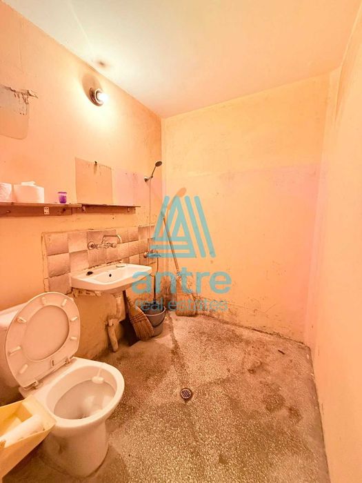 Двустаен апартамент в кв. Дружба 2