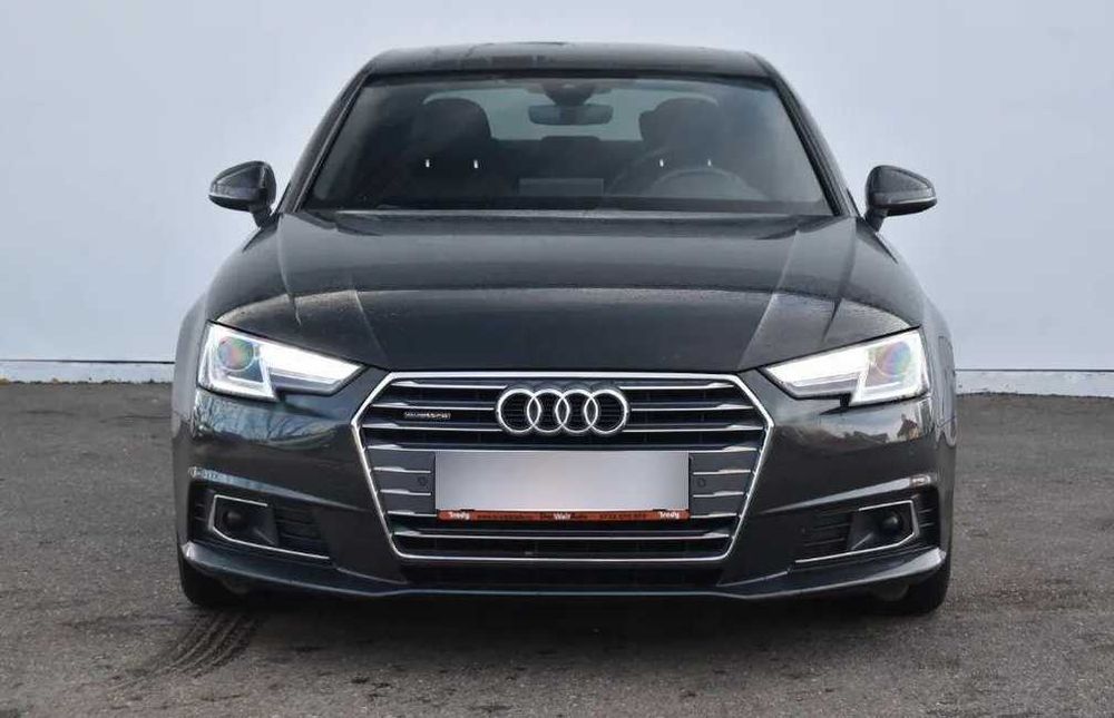 Audi A4 Sedan Quattro S-Line Automat 190 CP | 169.000 km | Istoric