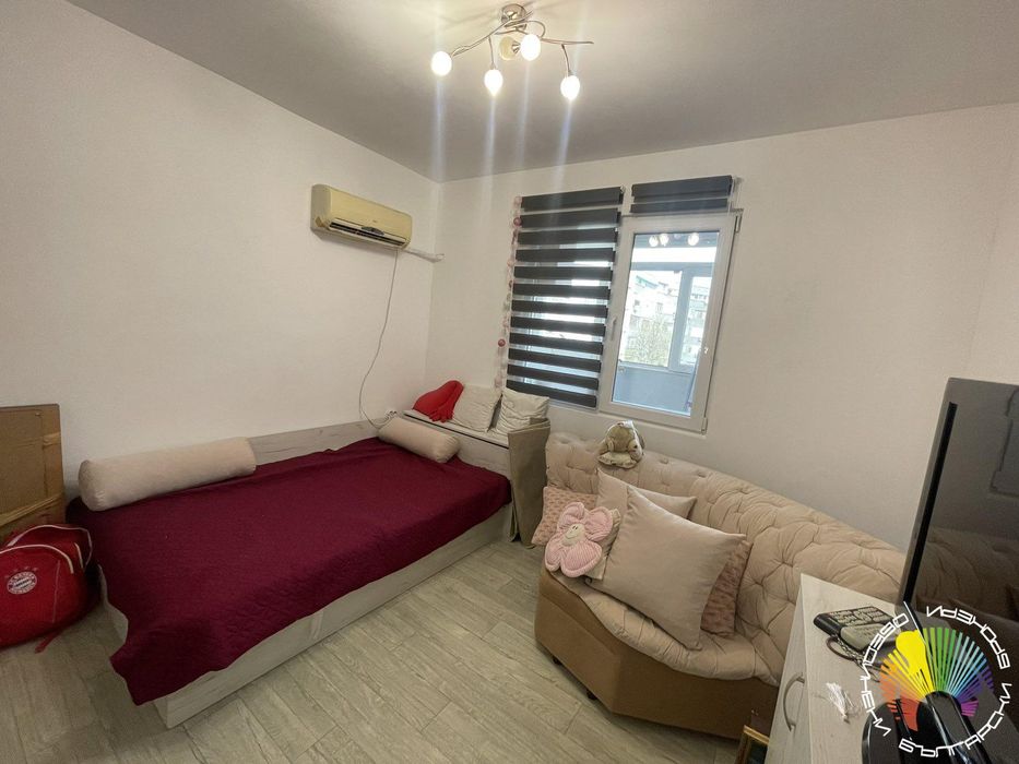 Продава се Тристаен апартамент в Бургас, Възраждане - 93 кв.м за 1775 €/кв.м - Снимка #4