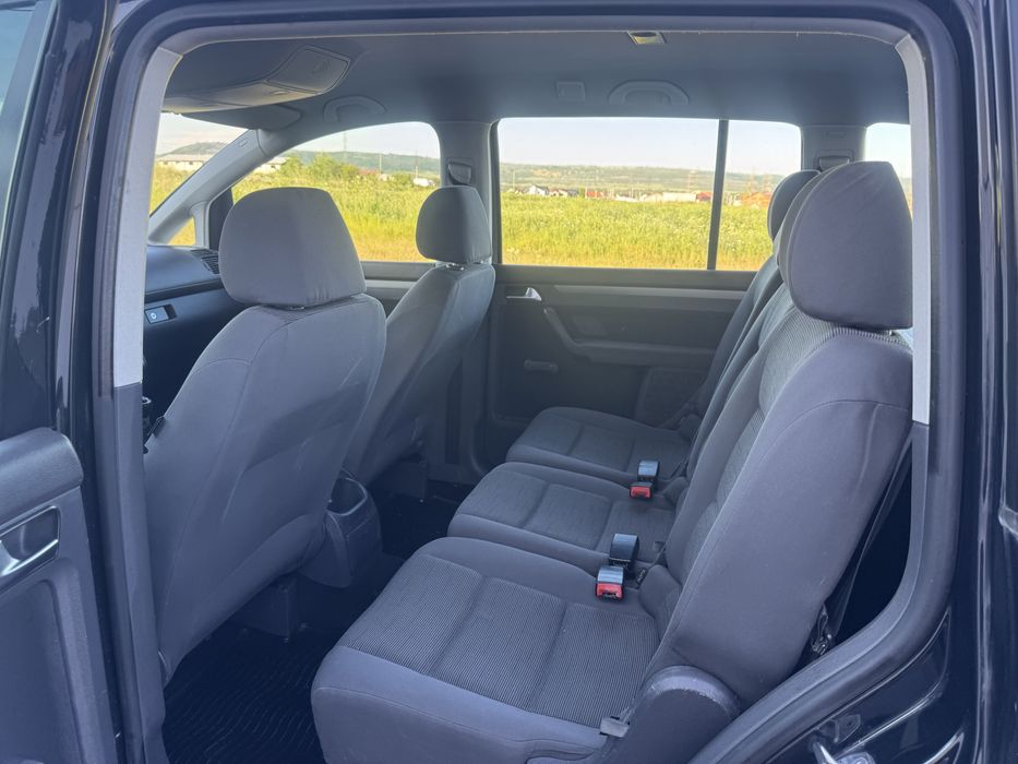 Vw Touran 1.9 Diesel BlueTehnology *2010* 6+1 trepte