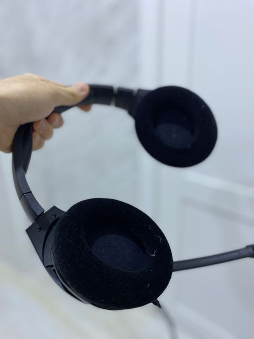 Продам наушники HyperX