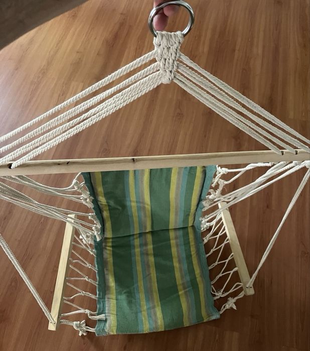 Scaun balansoar, hamac, suspendat