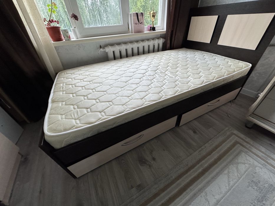 Продам кровать