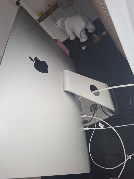 iMac 4K 21.5” 2019 i5 6-core / Radeon 560X / 1TB + tastatura Apple