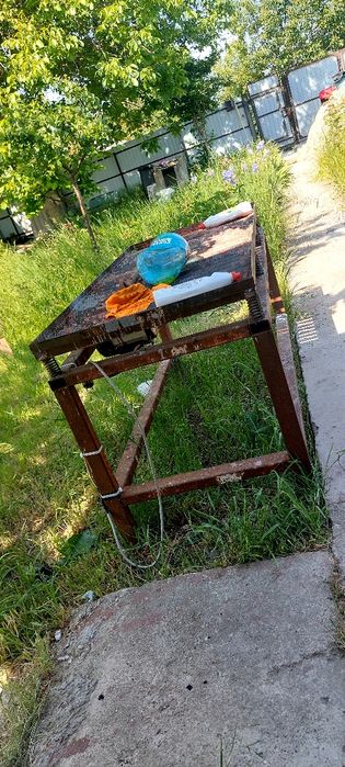 Vând matrite boltari modulo + masa vibranta