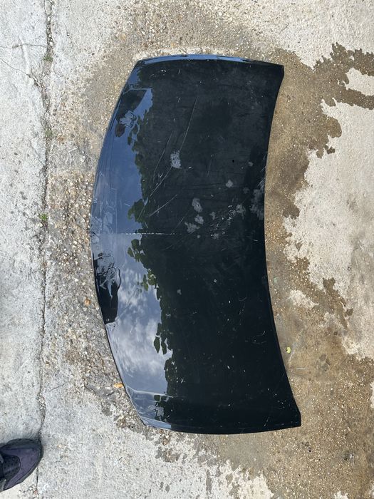 Capotă motor renault clio 3.