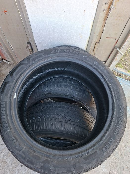 Продам шины. 275/45/20 супертрек