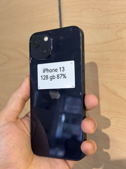 Продам iphone 13 128