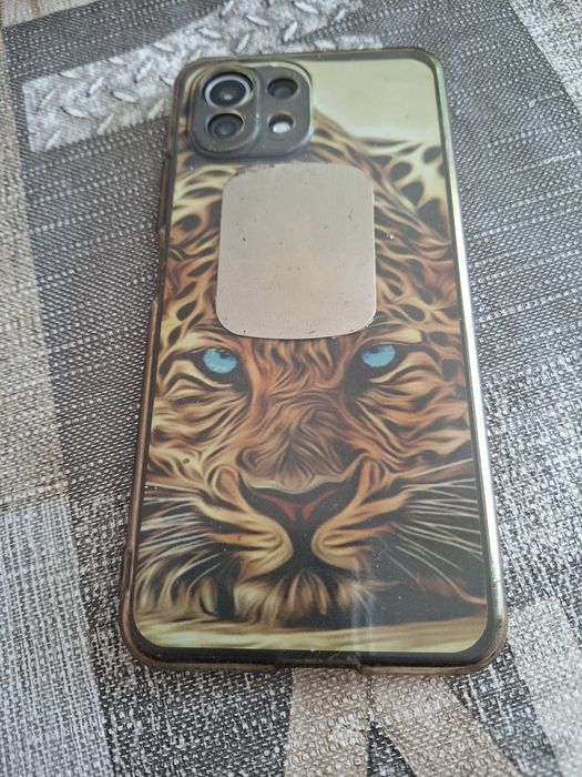 Телефон xiomi много запазен.8gb