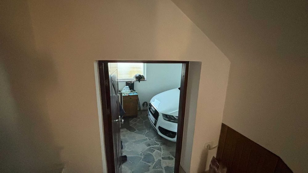 Vând casă situată în Moisei, Maramureș