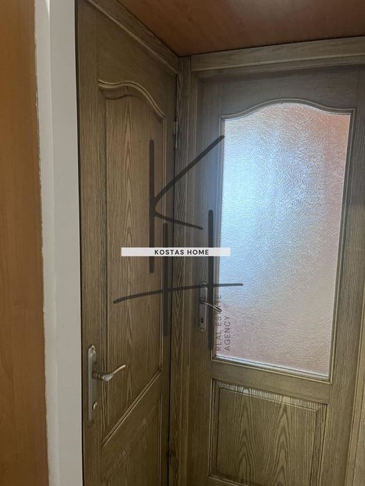 Продава се Четиристаен апартамент в Варна, Цветен квартал - 90 кв.м за 1071 €/кв.м - Снимка #8