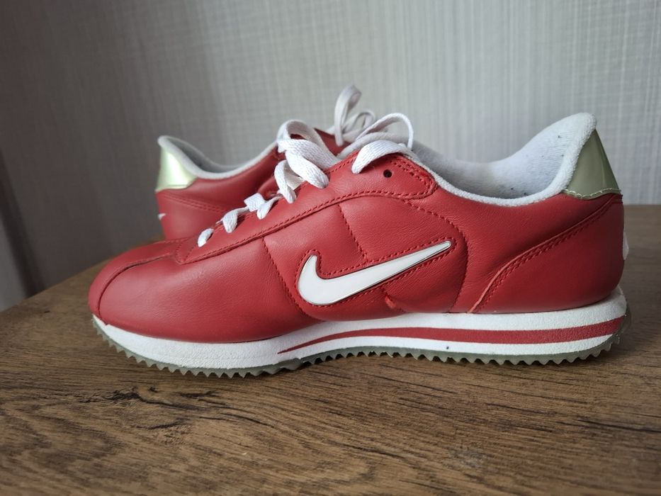 Nike CORTEZ маратонки 41 номер.
