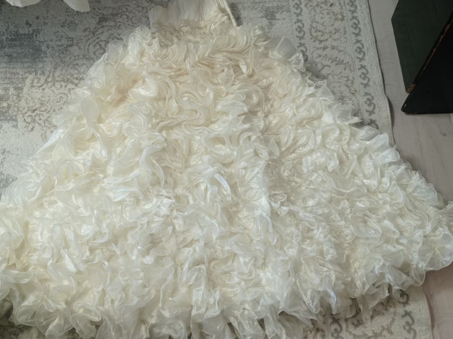 Свадебное платье пышное
