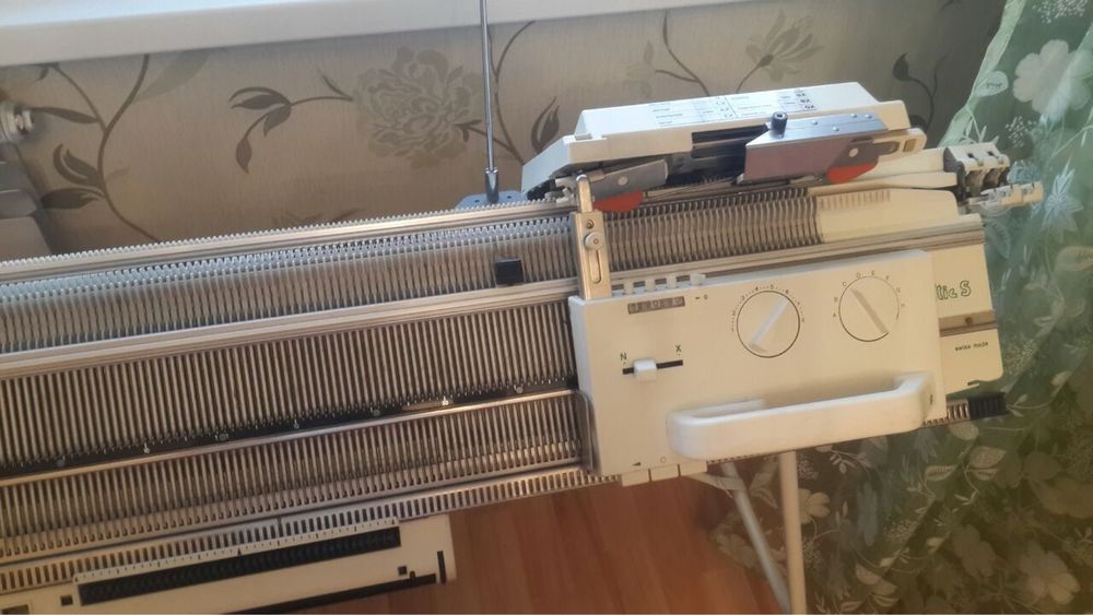 Вязальная машина PASSAP Duomatic S (Швейцария) + оригинальная стойка