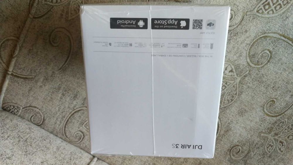 Продавам чисто нов дрон DJI Air 3S (DJI RC-N3)